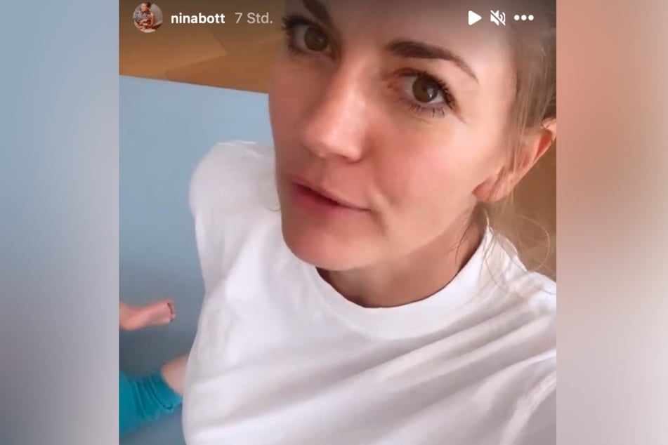 Nina Bott (43) hält auf Instagram ihrer Follower auf dem Laufenden.