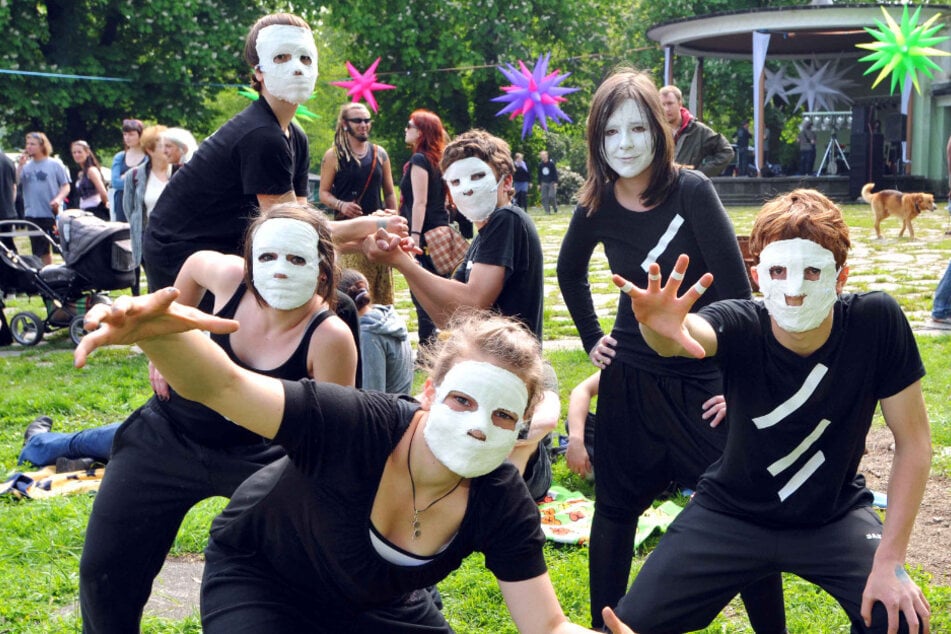 Neben Musikacts finden beim "Fuego a la isla" auch zahlreiche Performances statt. (Archivbild)