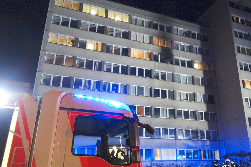 Die Feuerwehr war am Freitagabend in der Tarostraße im Einsatz.