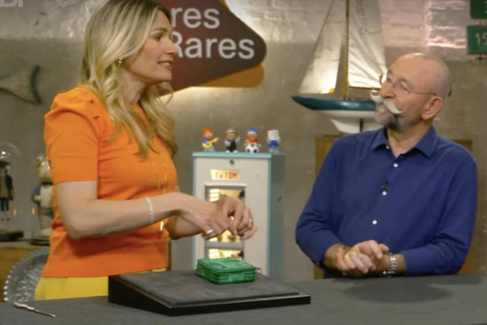 Bares für Rares: "Bares für Rares"-Objekt soll nur 30 Euro wert sein, doch ZDF-Expertin irrt sich gewaltig