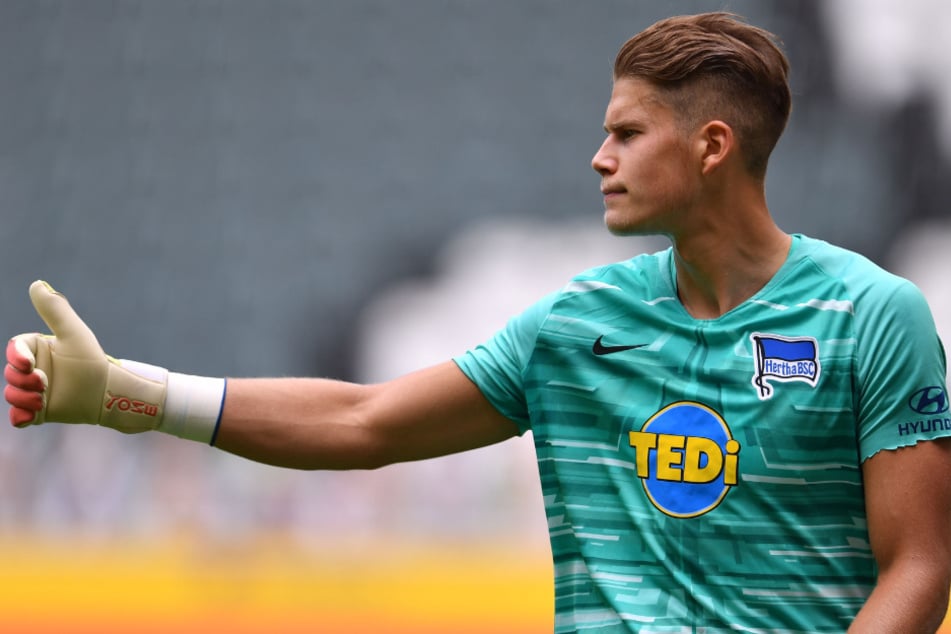Nachwuchskeeper Dennis Smarsch kommt für Hertha BSC auf insgesamt zwei Bundesliga-Einsätze.