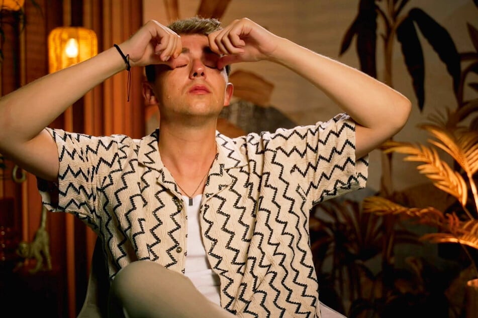 Bei Devin (29) fließen schon in Folge 5 die Tränen.