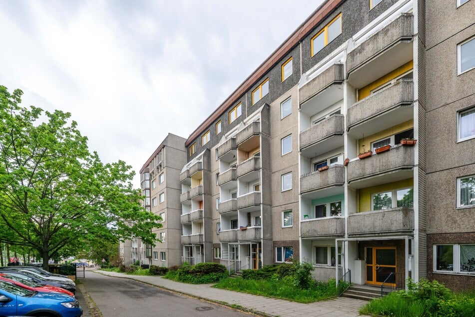 Chemnitz: Polizei gibt Details bekannt: Toter in Chemnitzer Wohnung gefunden