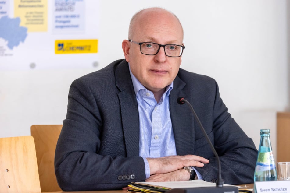 OB Sven Schulze (54, SPD) will Geld in die Innenstadt-Sicherheit investieren.