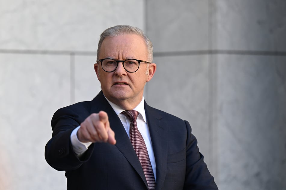 Der australische Premierminister Anthony Albanese (63) geriet mit einer Bemerkung über Sängerin Kylie Minogue und sein Eheleben ins Hintertreffen.