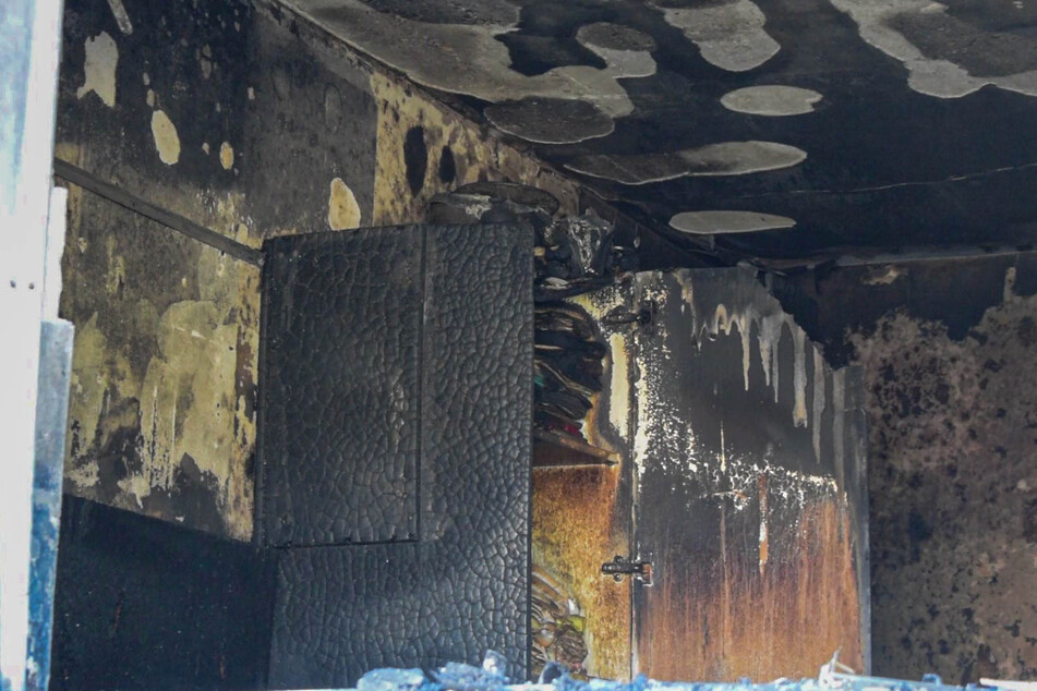 Die Erdgeschosswohnung wurde durch das Feuer stark beschädigt.