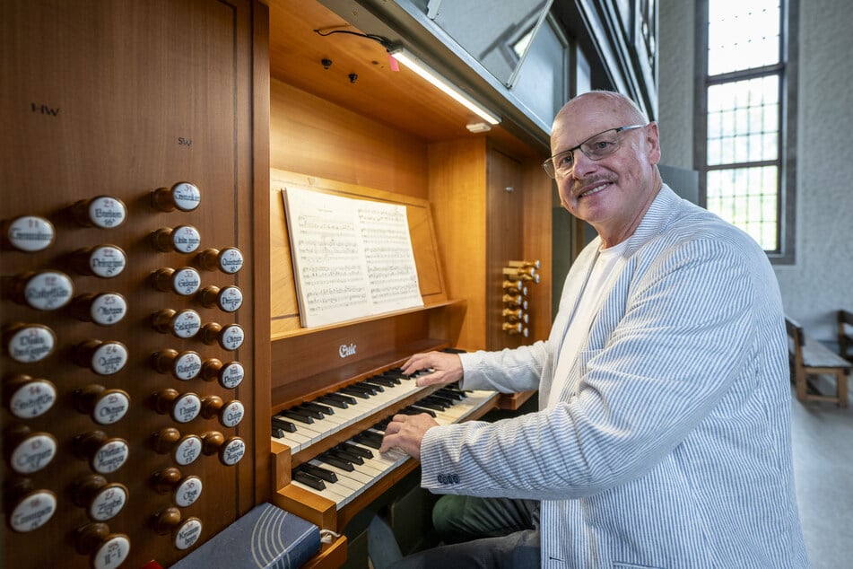 Steffen Walther (63) spielt seit 50 Jahren leidenschaftlich Orgel.