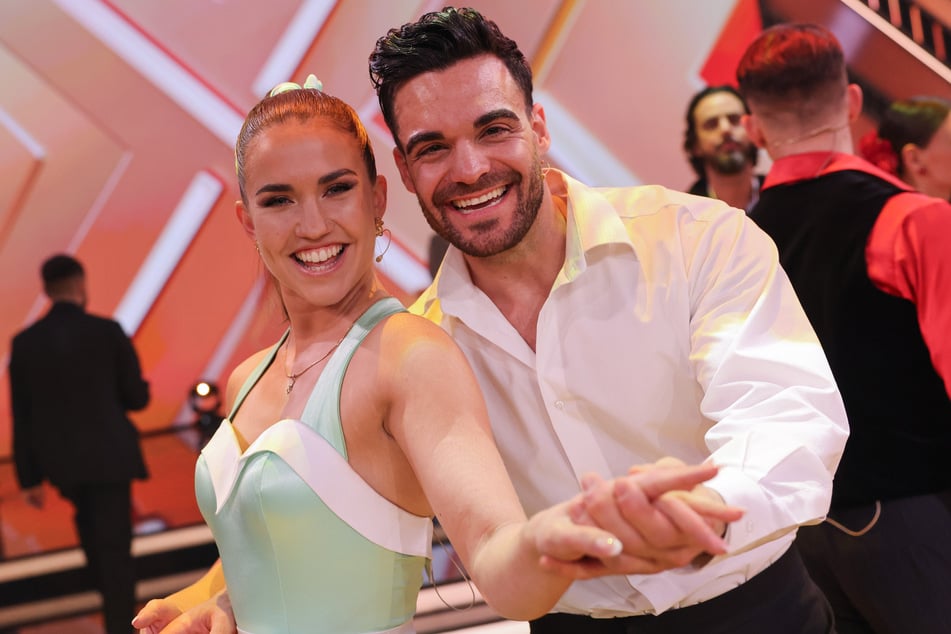 Onkel Stefano Zarrella (35, r.) hat seinem Neffen ebenfalls gratuliert.