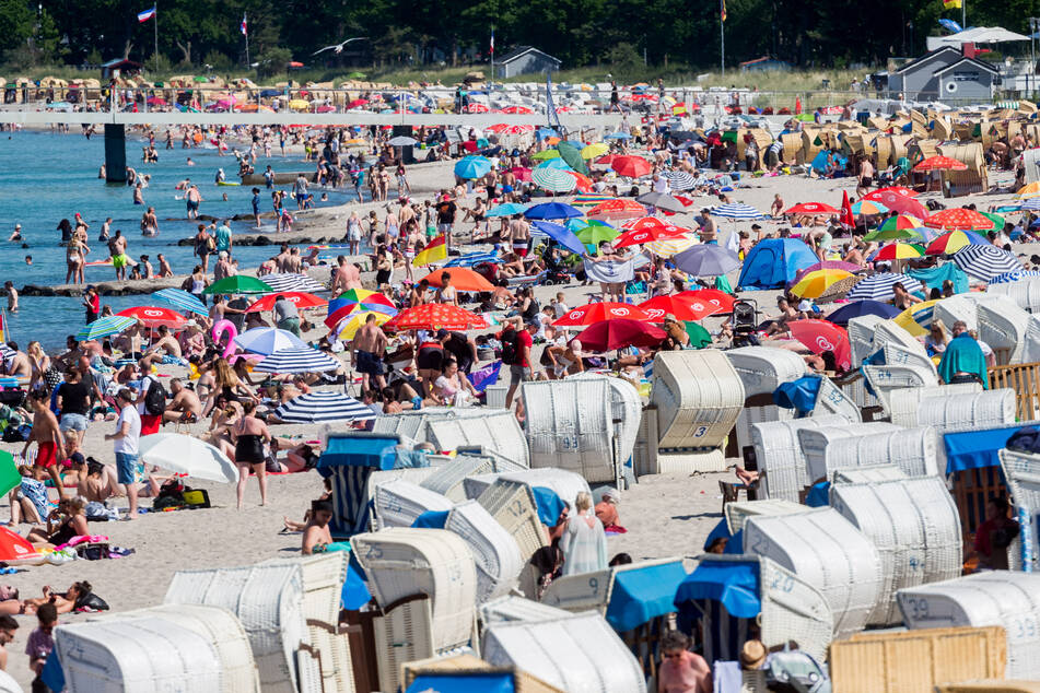 Warum in die Ferne schweifen? Auch der Timmendorfer Strand an der Ostsee ist gefragt.