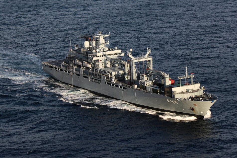 Das Kriegsschiff "Berlin" verlässt am 3. August seinen Heimathafen in Wilhelmshaven.