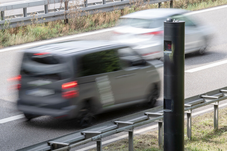 Höhere Bußgelder für Raser und Falschparker: Ab Mitte November wird's teuer!
