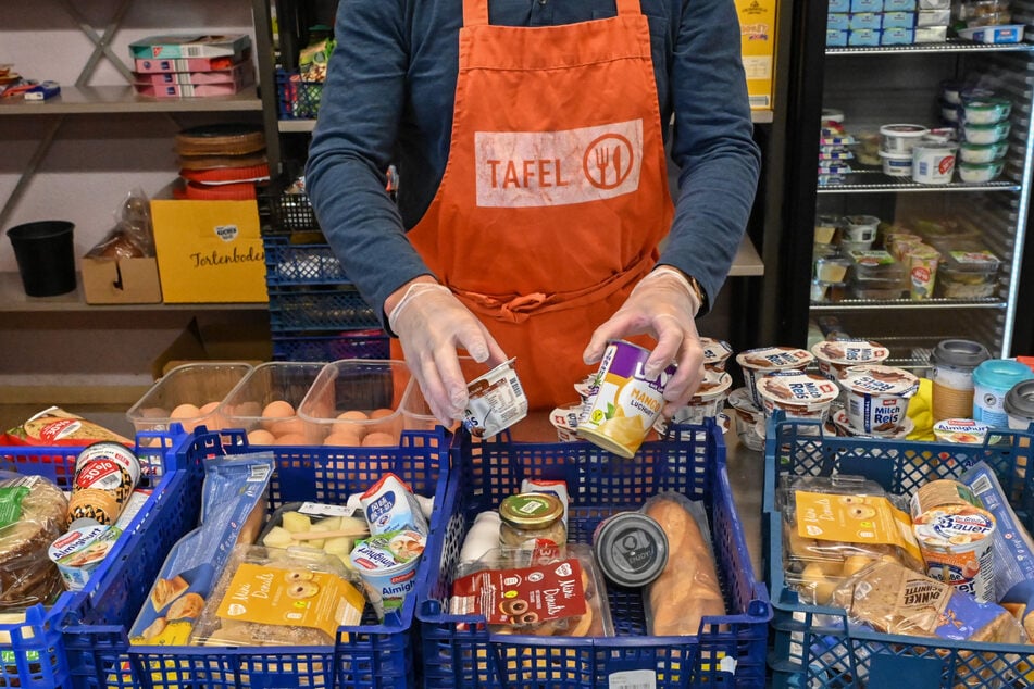 In Sachsen-Anhalt werden rund 42.000 bedürftige Menschen von 35 Tafeln unterstützt. (Symbolbild)