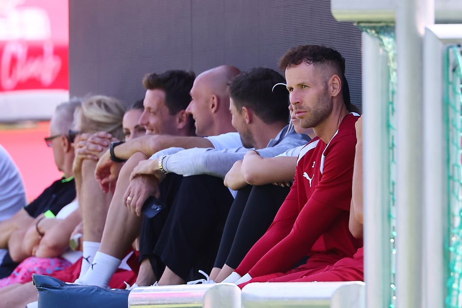 Peter Gulacsi (r.), der vor einem Wechsel zum FC Villarreal stehen soll, kam nicht zum Einsatz.