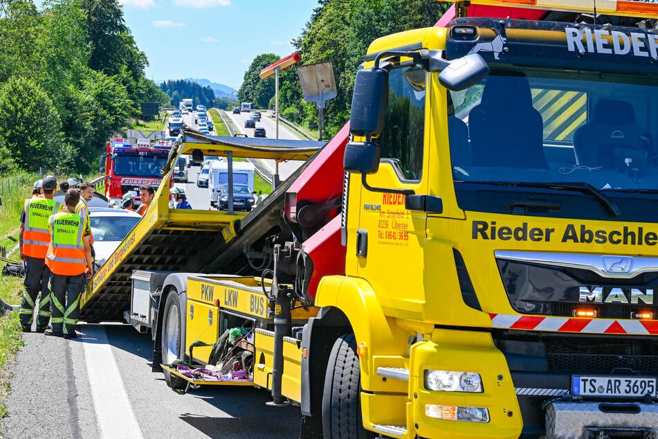 Durch die Bergungsarbeiten entstand ein langer Stau auf der A8.