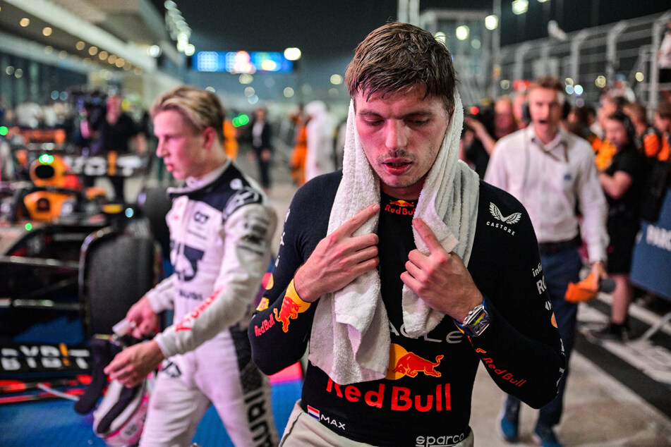 Die Formel-1-Piloten um Max Verstappen (26) waren nach dem Katar-Rennen völlig fertig - auch wegen einer geänderten Reifen-Regel.