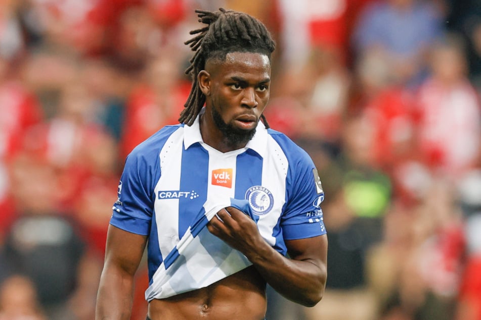 Jordan Torunarigha (27) soll beim HSV auf dem Zettel stehen. Die Rothosen sollen sogar gute Chancen auf eine Verpflichtung haben. (Archivfoto)