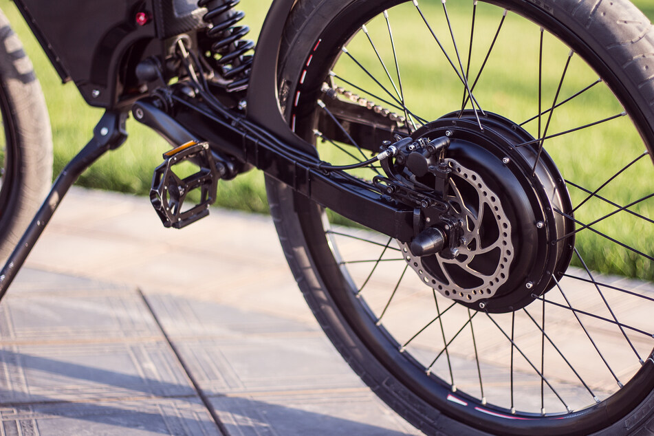 Einem 81-Jährigen wurde am Samstagmorgen sein E-Bike gestohlen. Der Rentner nahm die Verfolgung auf (Symbolbild).