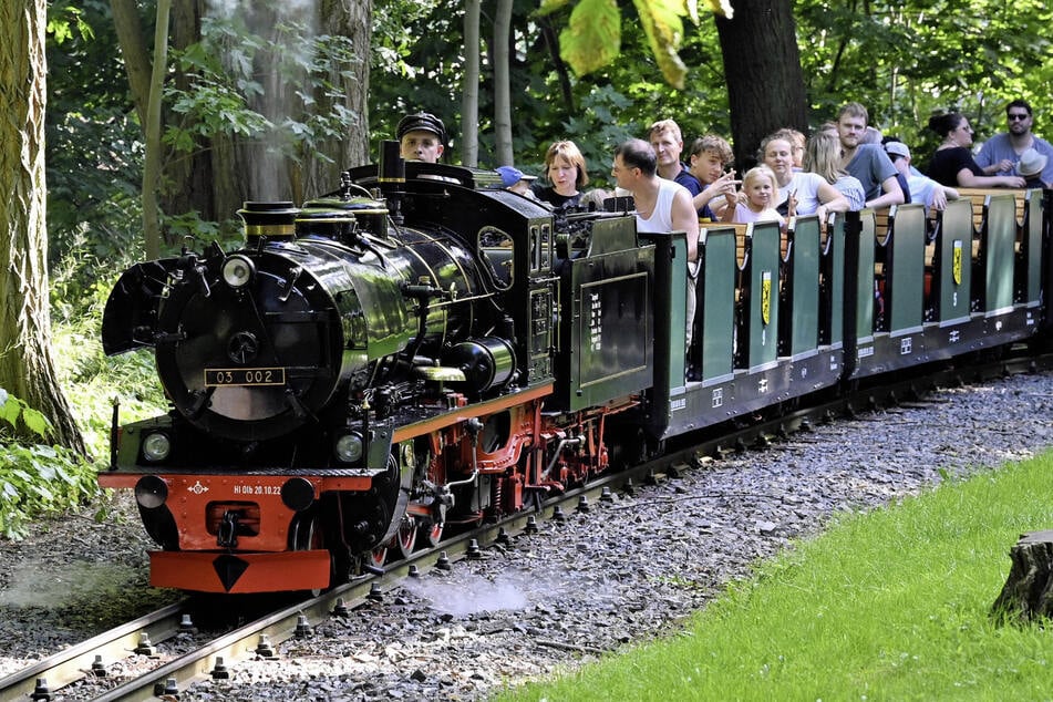 Leipzig: In Leipzig bewegt sich was: Kleine und große Bahn machen gemeinsame Sache