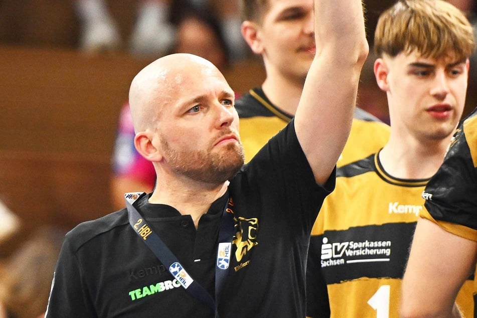 André Haber (39) ballt die Faust zum Angriff. Absteiger DHfK will er mit seinem HCE bezwingen.