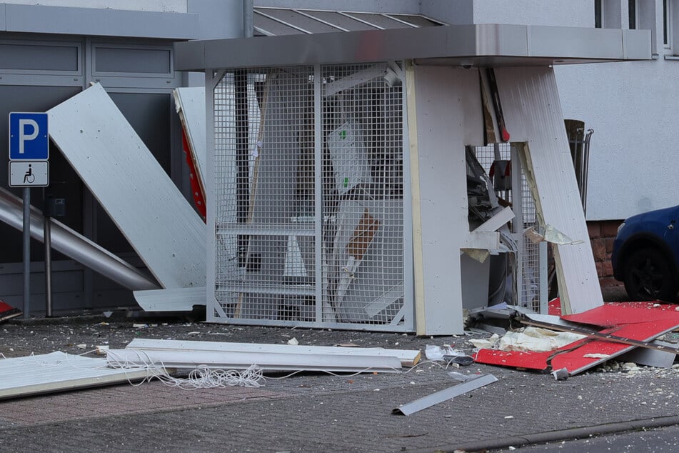 Nach Geldautomatensprengung in NRW: Katz-und-Maus-Spiel mit Polizei