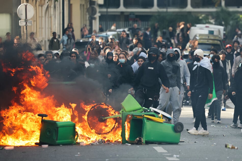 Unzählige Mülltonnen brannten in den vergangenen Tagen in Frankreich.