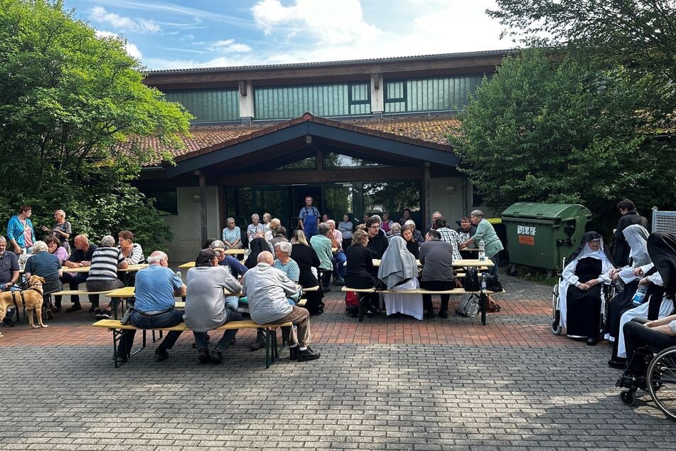 Die Turnhalle auf der Schulstraße wurde während der Maßnahmen als Sammelpunkt genutzt.