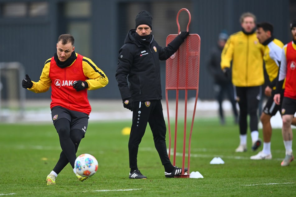 Coach Thomas Stamm (43, r.) fordert wache Spieler. Jakob Lemmer (25, l.) fehlt aber gesperrt.