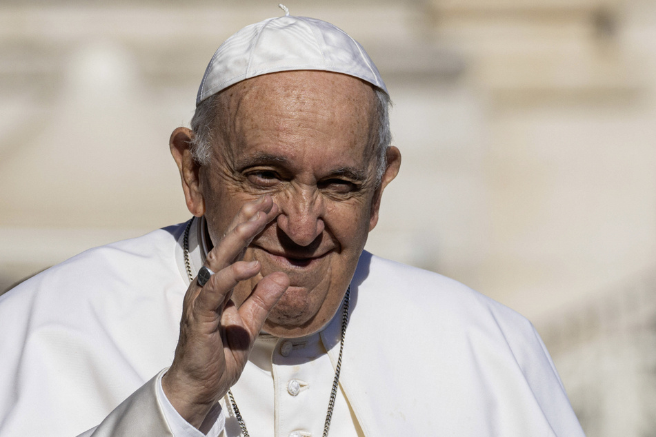 Papst Franziskus (85), 266. Bischof von Rom und nach katholischer Lehre Stellvertreter Gottes auf Erden.