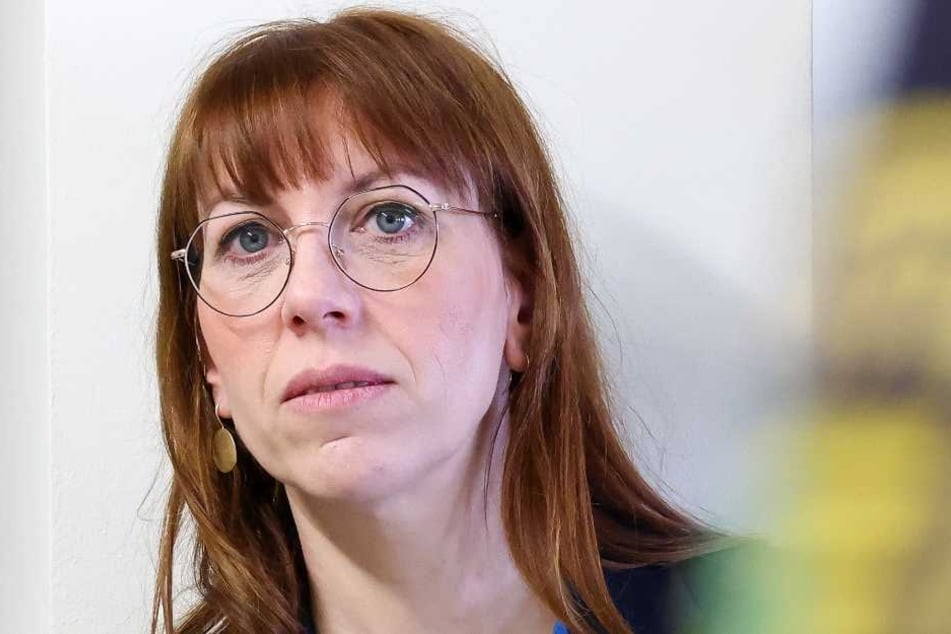 Justizministerin Katja Meier (44, Grüne) war am heutigen Donnerstag im Frauenknast zu Besuch.