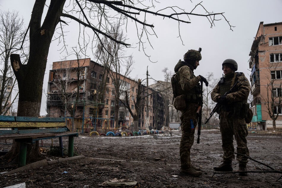 Immer wieder fügt die Ukraine der russischen Armee schwere Verluste zu, so auch hier in der Frontstadt Wuhledar in der Oblast Donezk.