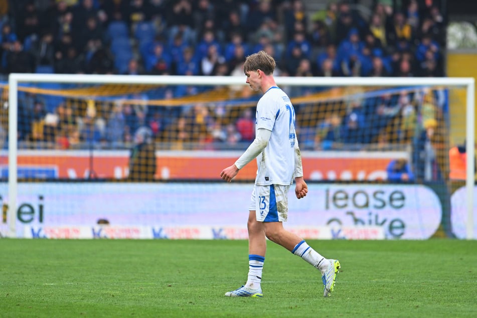 Kennet Eichhorn (16) sorgte mit seinem Platzverweis für den nächsten Rekord. Keiner war in der 2. Bundesliga jünger als der Hertha-Star.