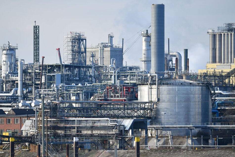 Industrieanlagen auf dem Werksgelände von BASF in Ludwigshafen. (Archiv)