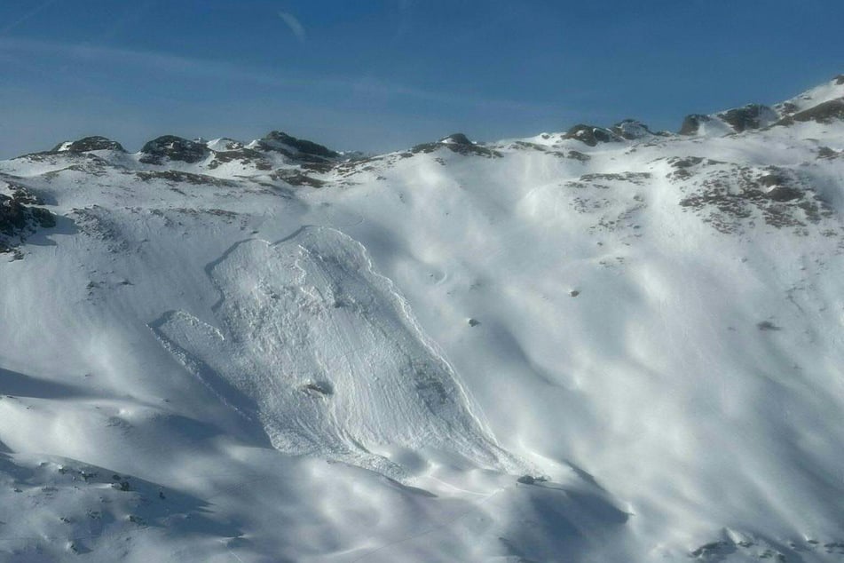 Fünf Tote bei Lawinenabgängen in Österreich