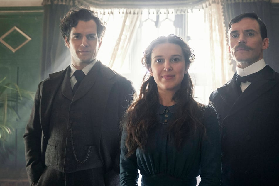 As Millie Bobby Brown (c.) and her co-stars continue filming their new Netflix movie Enola Holmes 3, there was a serious mishap that caused some major stress on set!
