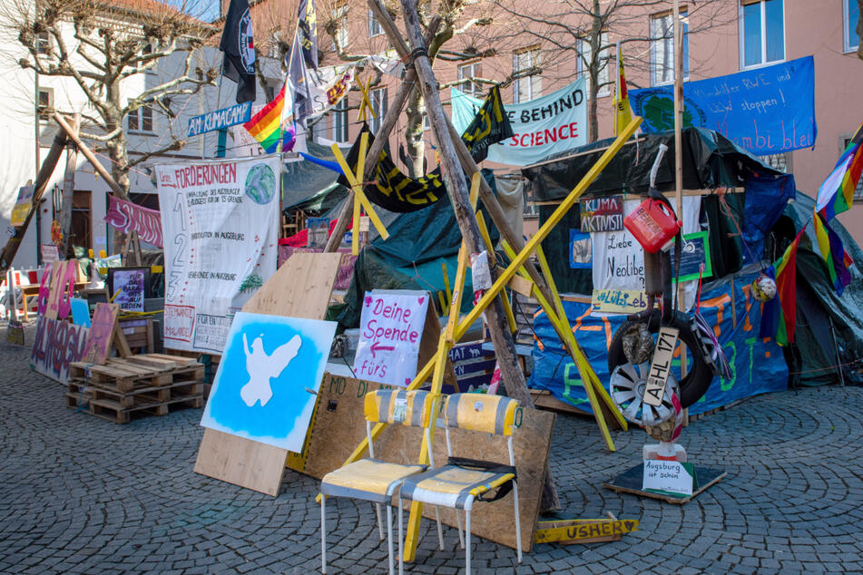 Streit um Augsburger Klima-Camp: Richter entscheiden über Zulässigkeit