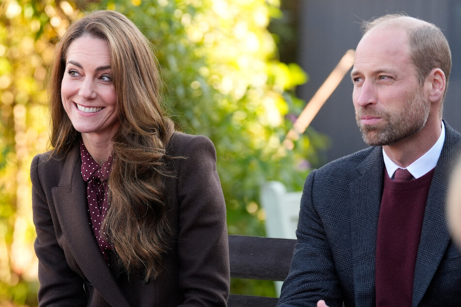 Kate Middleton (l.) and her husband, Prince William, on Thursday made their first joint public royal engagement since she ended a course of chemotherapy for cancer.