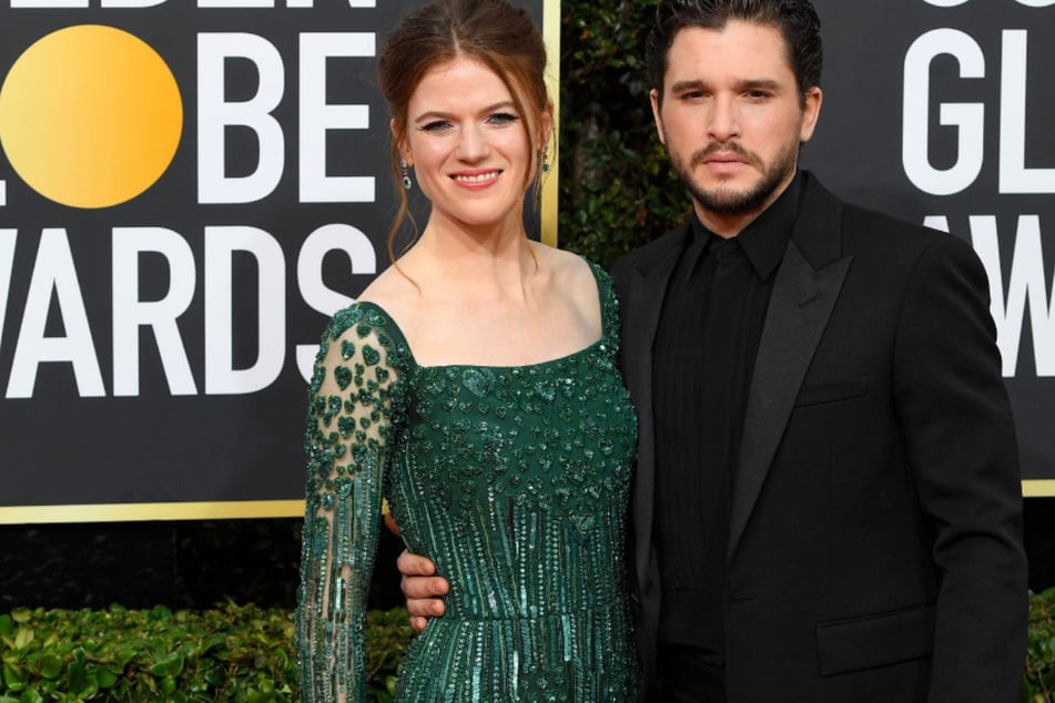 Rose Leslie (33, l.) and Kit Harington (33) have welcomed a new addition to their family.