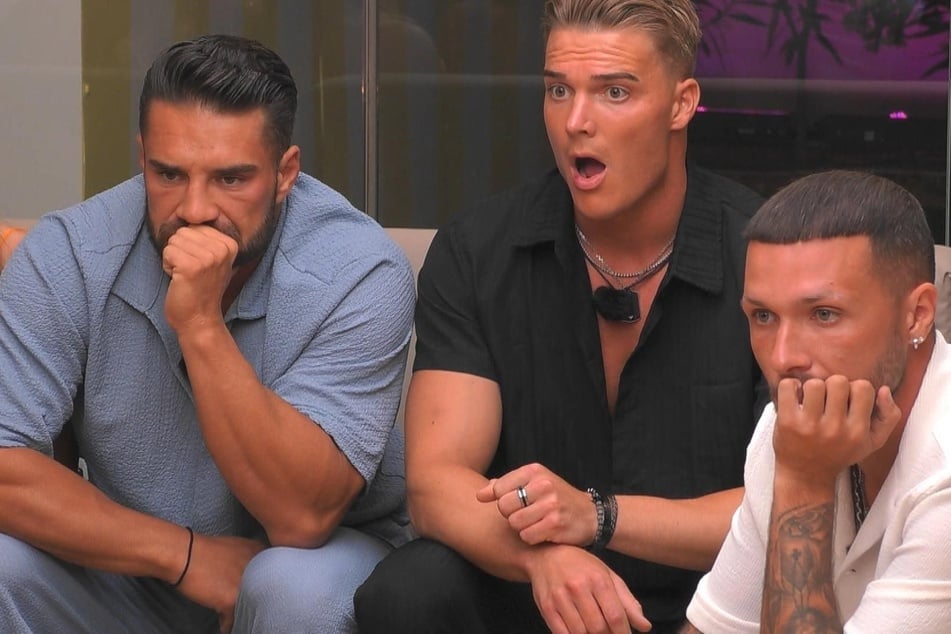 Aleks Petrovic (34, l.) zeigt im Reality-TV sein wahres Gesicht.