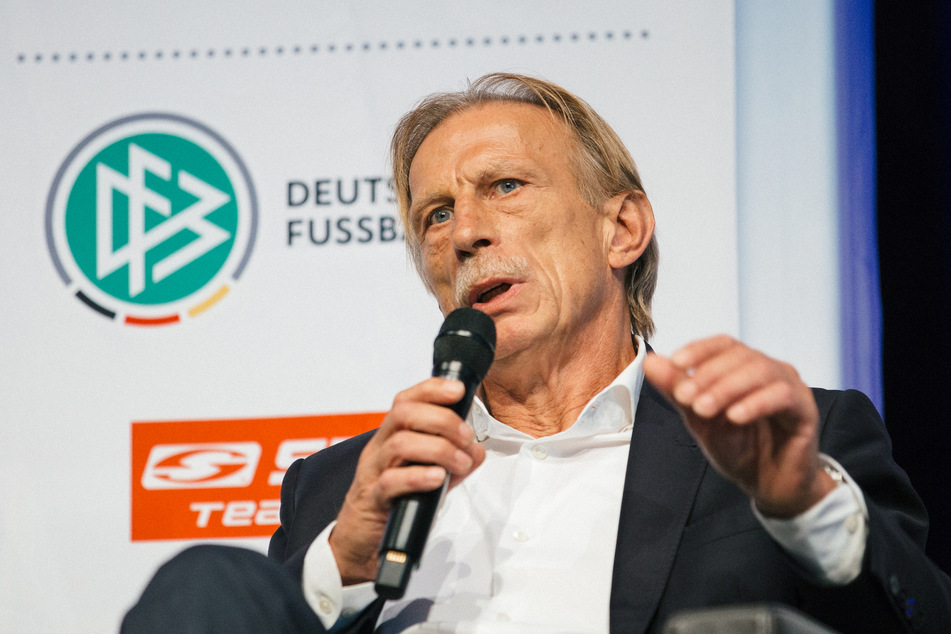 Christoph Daum (66) sieht das Wirken des DFB sehr kritisch (Archivbild).