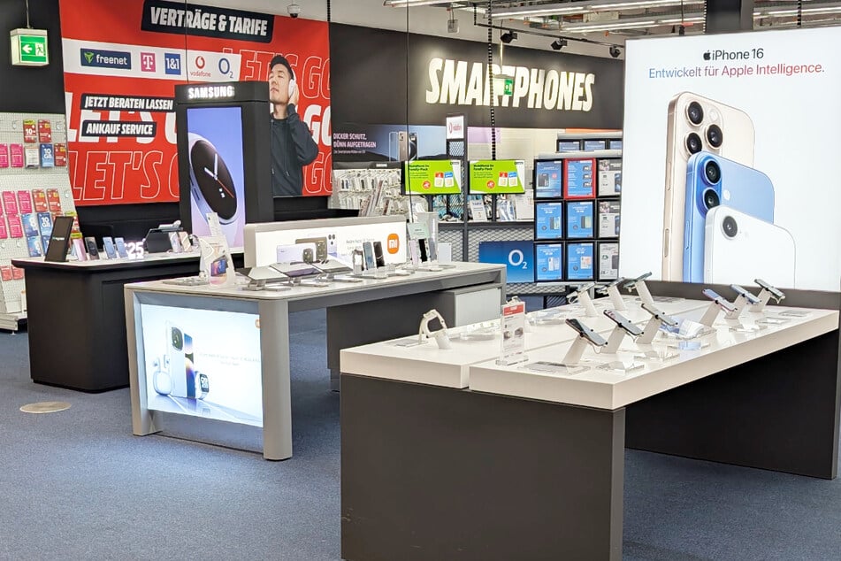 Aus Saturn wurde MediaMarkt: Zum Start gibt's viele Sonderangebote.