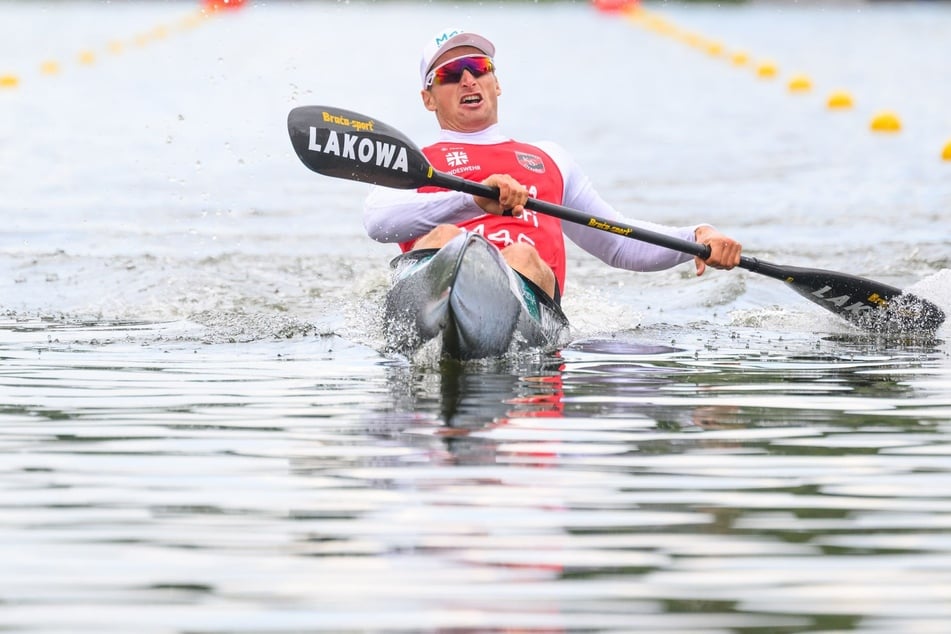 Beim Zielsprint muss sich Tom Libescher-Lucz (33) beim Marathon nicht wie im Kanu nach hinten werfen. Der Dresdner wird froh sein, die Ziellinie zu erreichen.