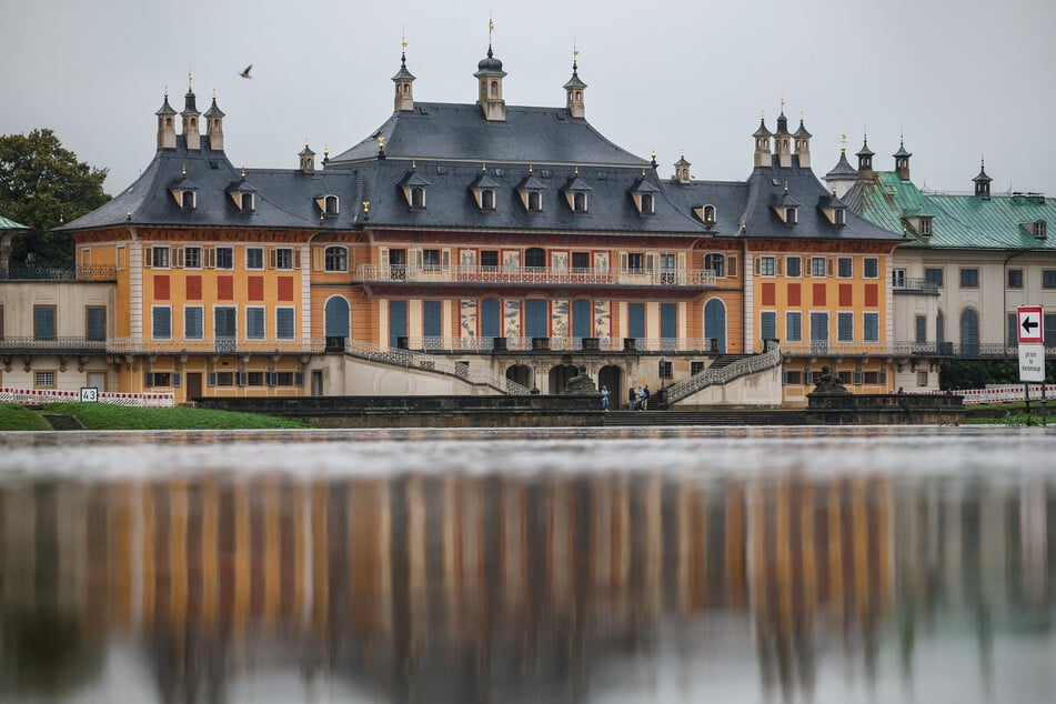 Die Führung endet in Schloss Pillnitz.