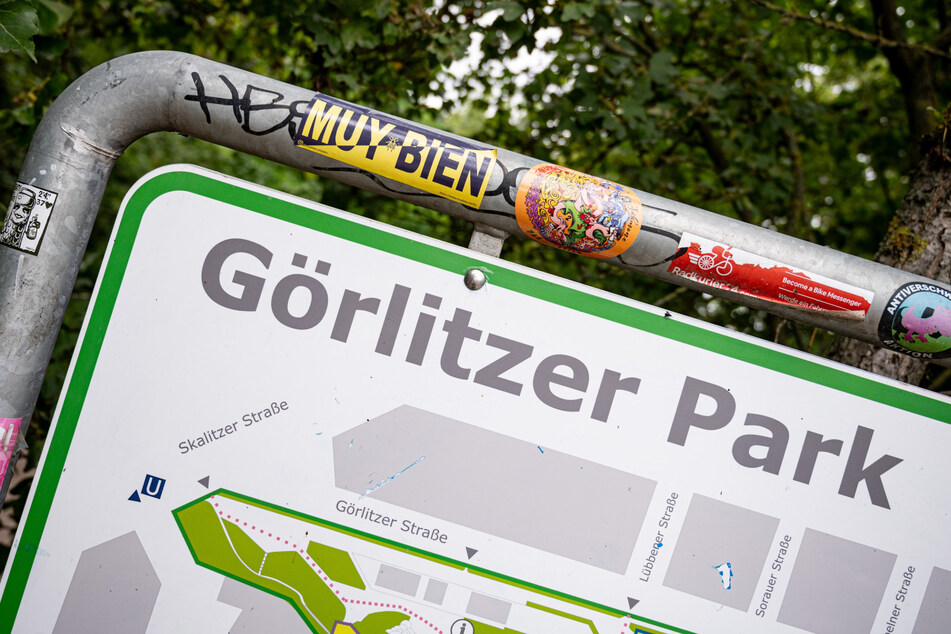 Berlin: Brennpunkt Görlitzer Park: Mann fordert Basecap und sticht dann zu