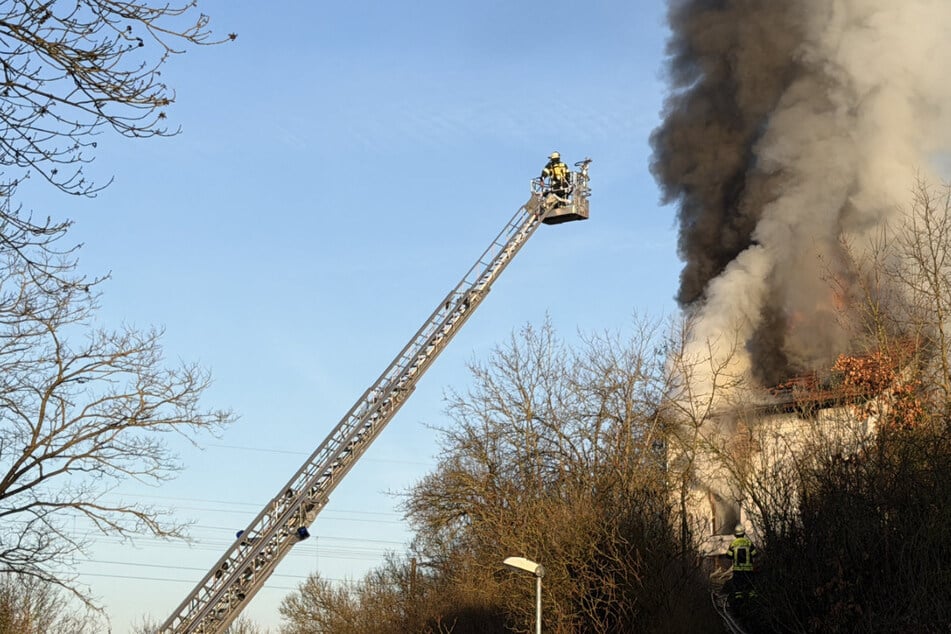 Feueralarm in Mittelfranken: Wohnhaus steht in Flammen
