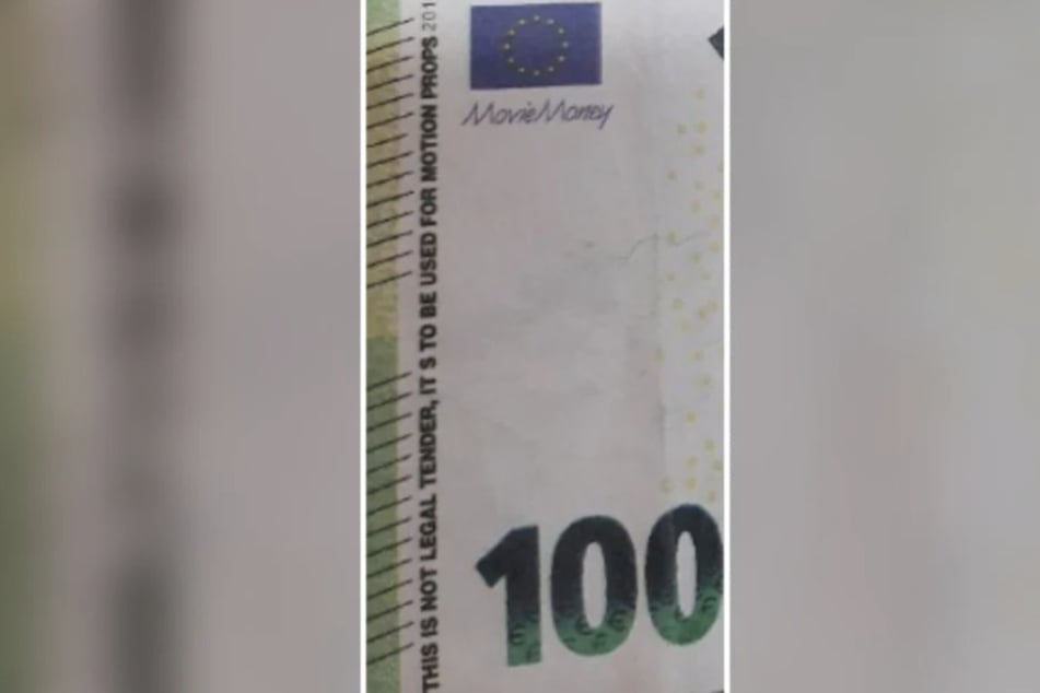 Auf dem Falschgeld war der Schriftzug "MovieMoney" zu sehen. Die Polizei mahnt: Gerade bei 100-Euro-Scheinen sollte genauer hingeschaut werden.