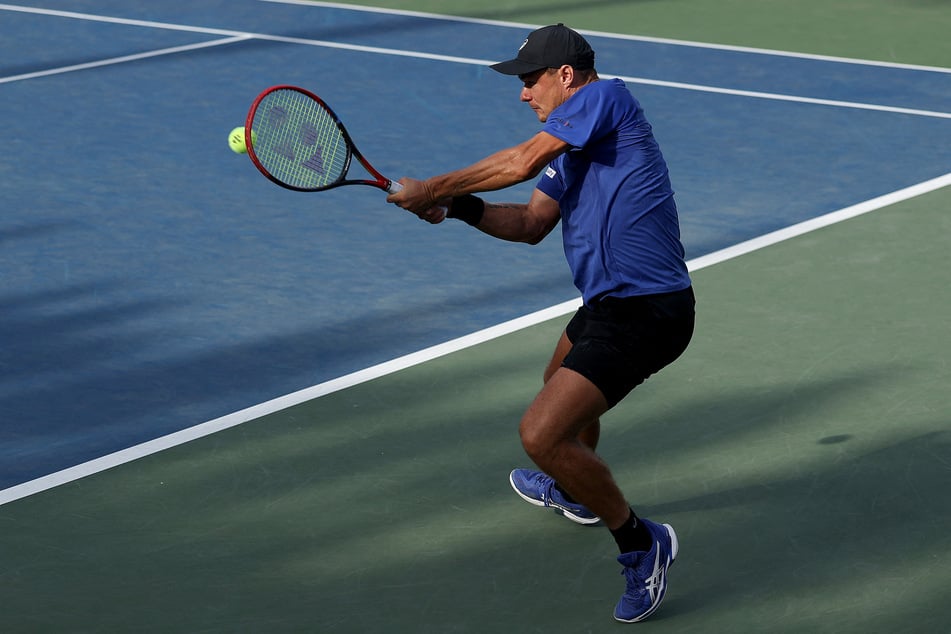 Kamil Majchrzak (29) im Match gegen Karen Khachanov (29, nicht im Bild). Nach dem Spiel sorgte seine Kappe für Unmut.