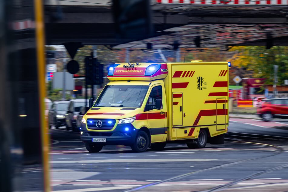 Bei zwei Unfällen in Sachsen wurde jeweils ein Kind (11 und 9) verletzt. (Symbolbild)