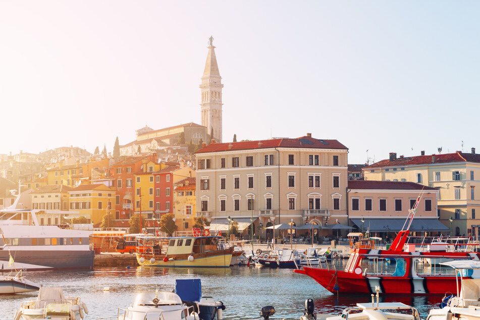 Beliebtes Urlaubsziel: Die mittelalterliche Hafenstadt Rovinj an der Westküste der Halbinsel Istrien.