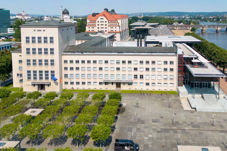 Systemausfall im sächsischen Landtag! Waren hier Hacker am Werk?