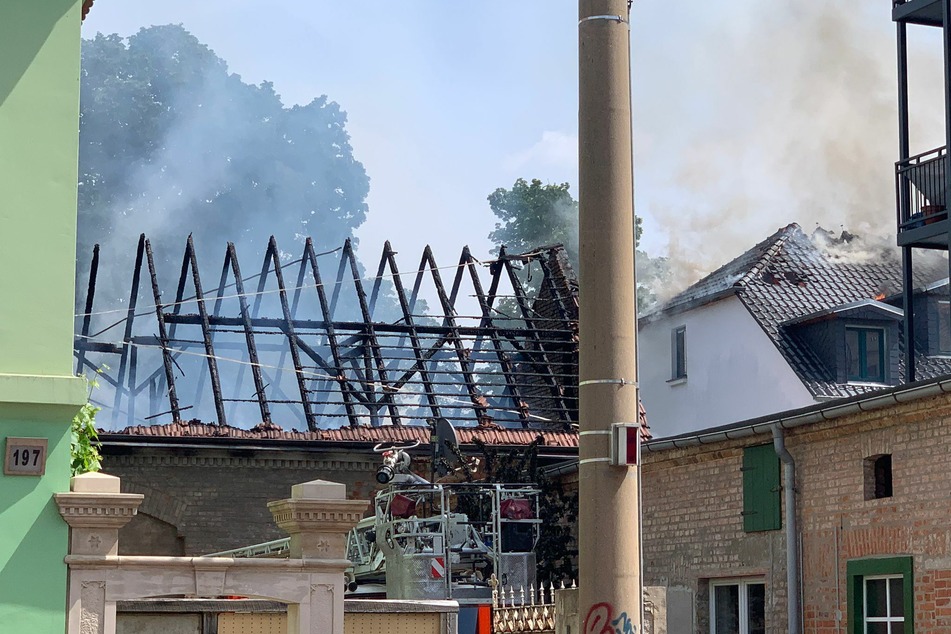 Der Dachstuhl wurde durch den Brand komplett zerstört.